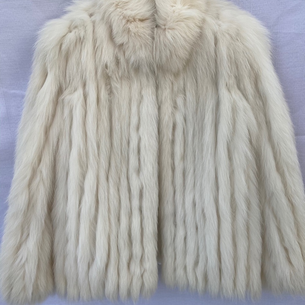 White Saga Fox Fur Coat PRISTINE Condition
